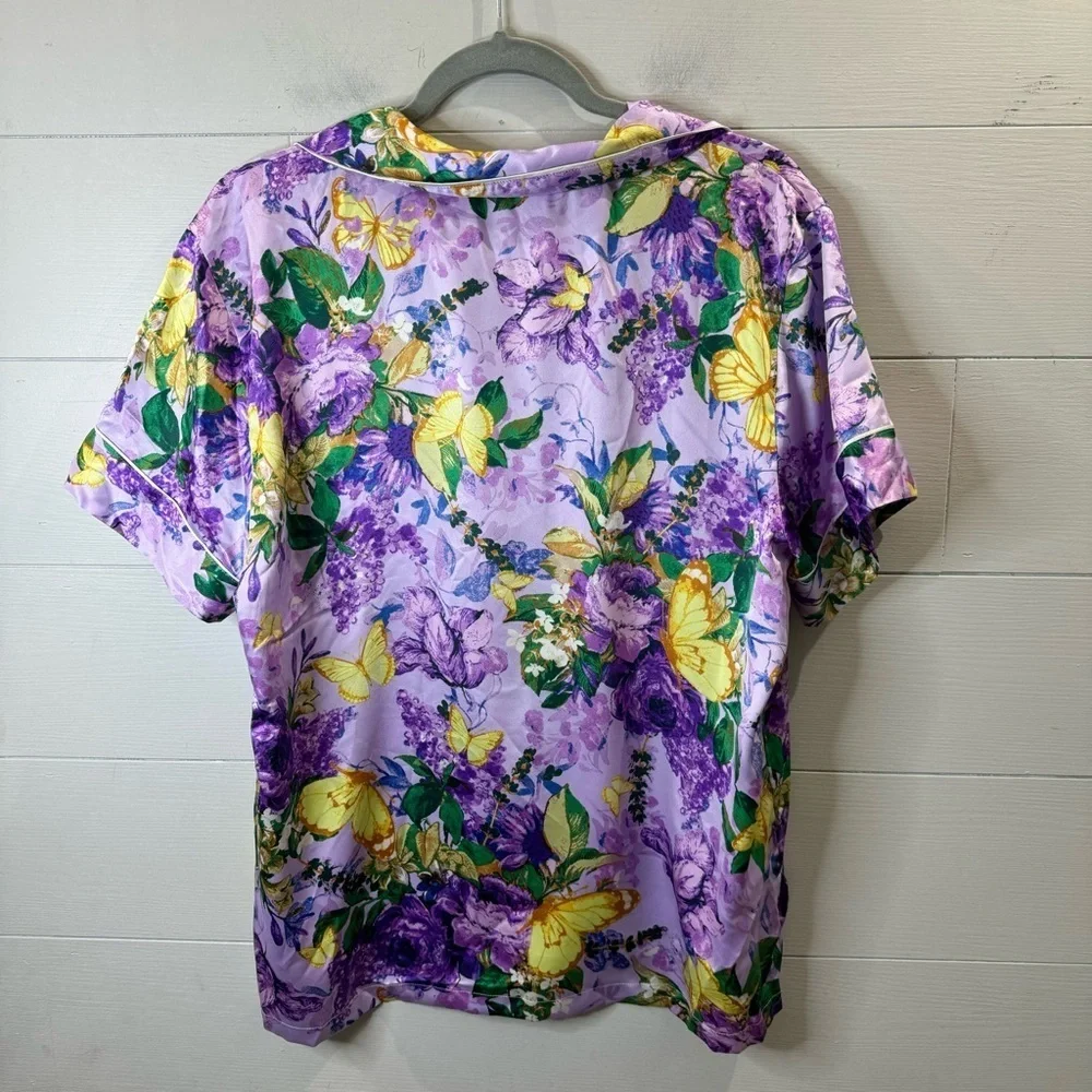 Victoria's Secret NWOT Floral Purple Satin Pajama Top Size Medium
